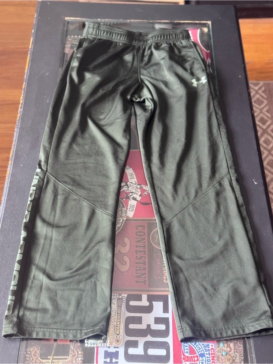 Under Armour Other - Under Armour Olive Green Boys' Athletic Joggers